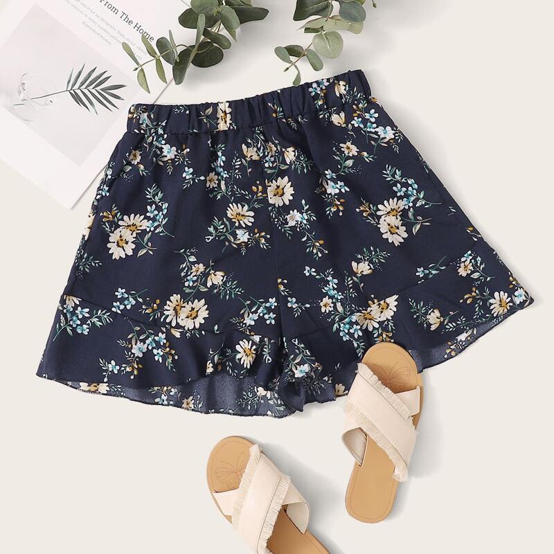 

Floral Ruffle Hem Shorts, Navy blue