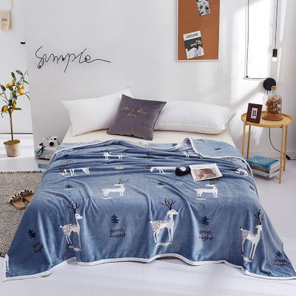 

Cartoon Elk Print Blanket, Blue