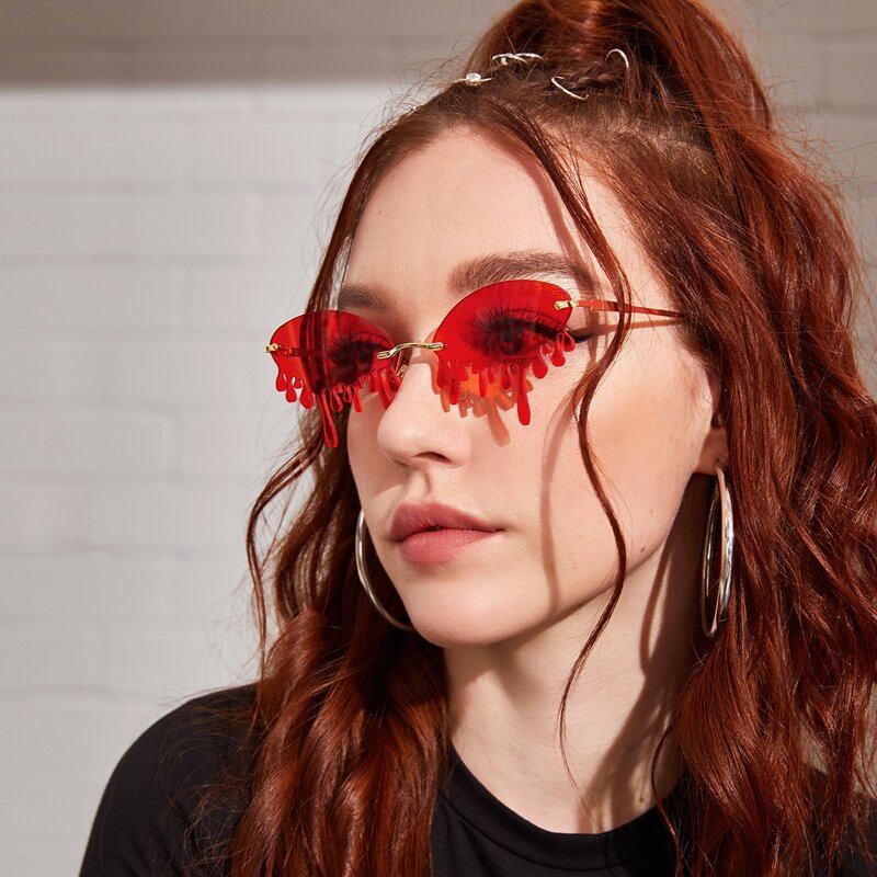 

Dripping Oval Sunglasses with Case