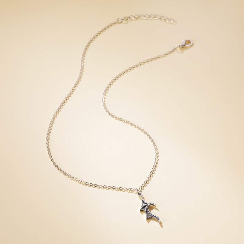 

Metal Wing Charm Necklace, Silver