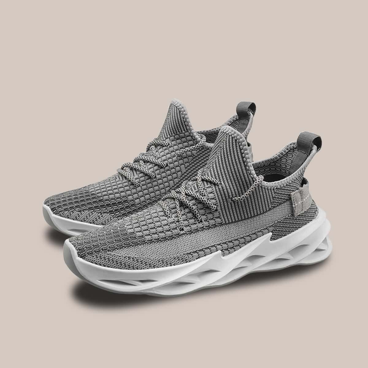 

Guys Lace-up Front Low Top Sneakers