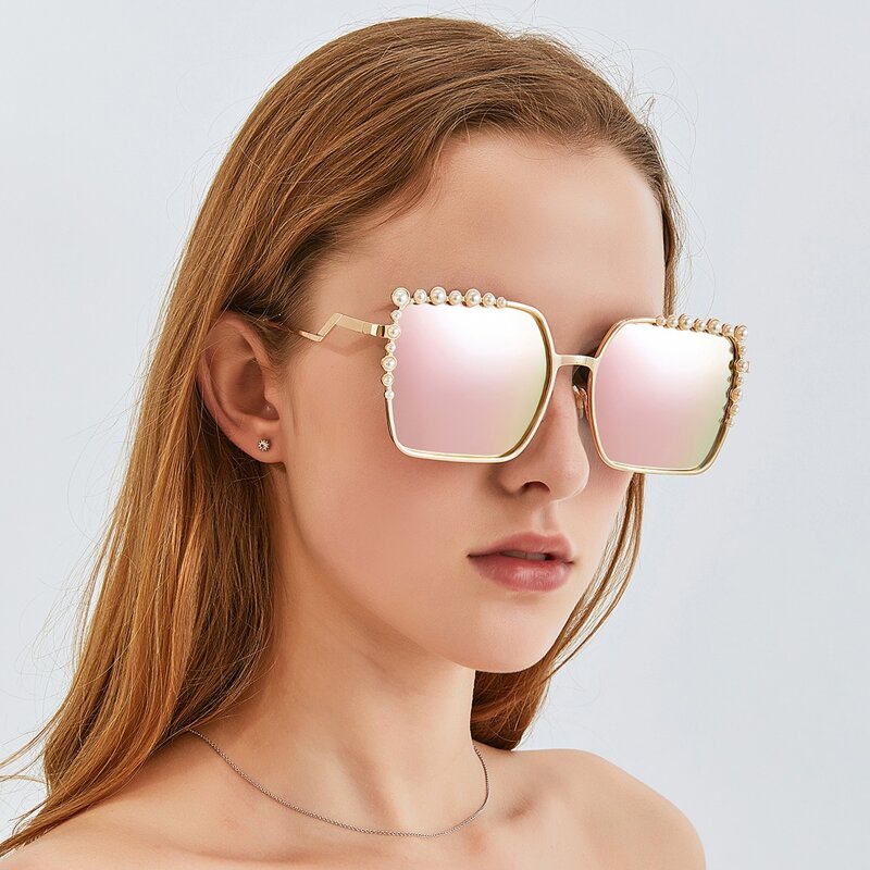 

Faux Pearl Decor Sunglasses, Pink