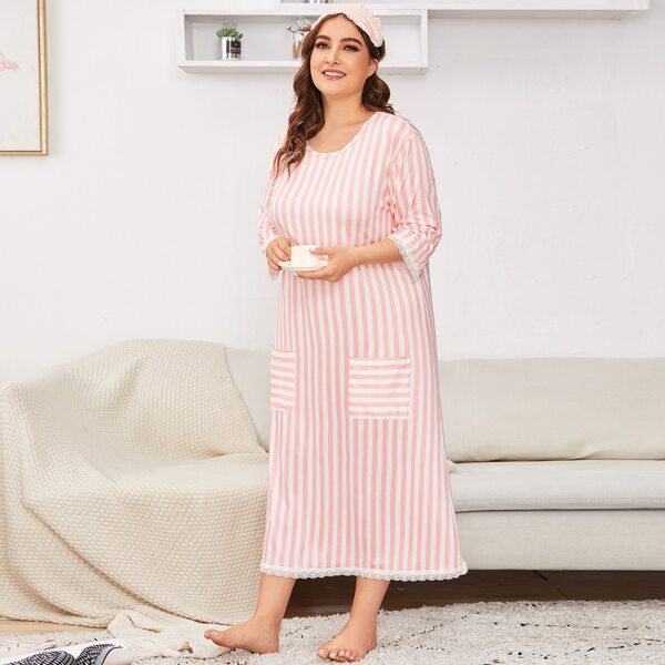 

Plus Size Vertical Stripe Lace Trim Night Dress, Pink