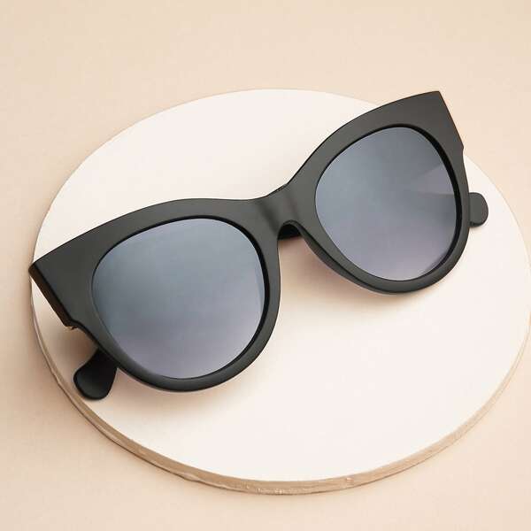 

Large Frame Wayfarer Acrylic Sunglasses, Black
