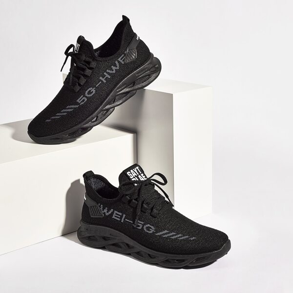 

Men Letter Graphic Lace-up Front Sneakers, Black