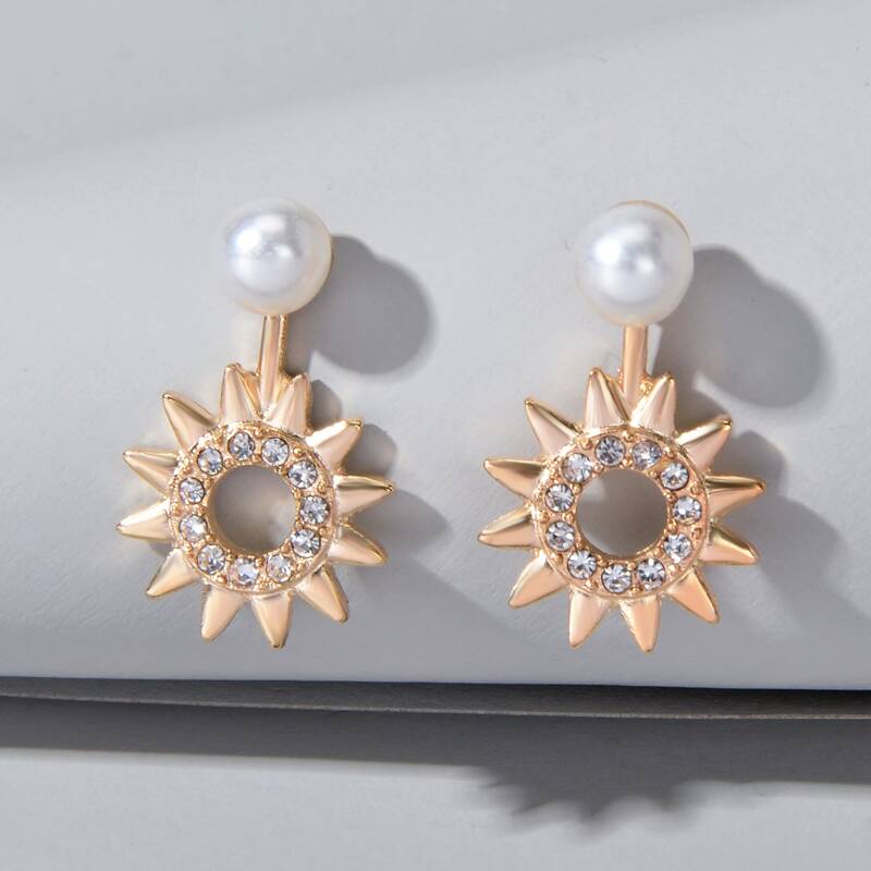 

Rhinestone Sun Earrings, Gold
