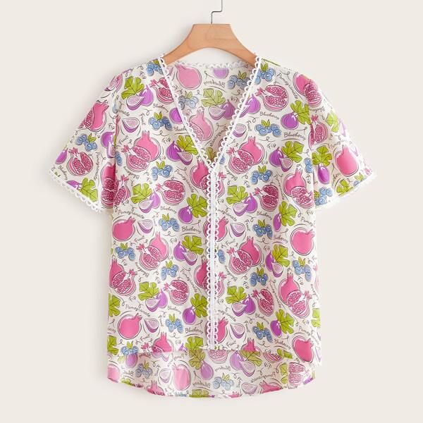 

Plus Fruit & Letter Graphic Contrast Lace Blouse, Multicolor
