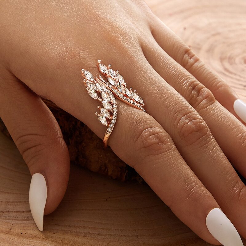 

Rhinestone Engraved Ring, Gold