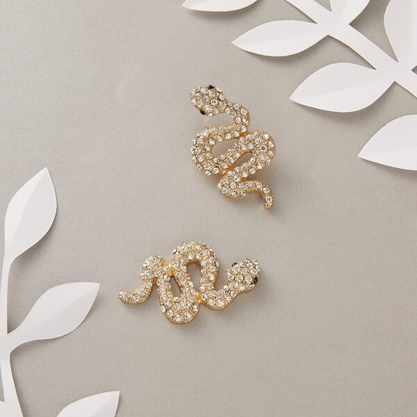 

Rhinestone Serpentine Earrings, Silver