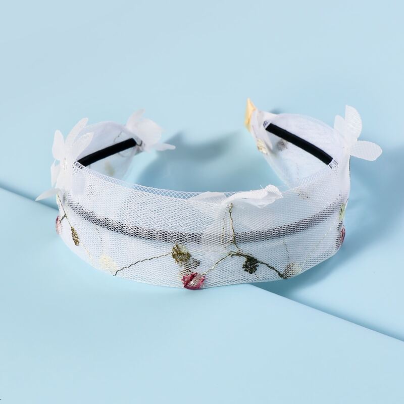 

Floral Decor Hair Hoop, White