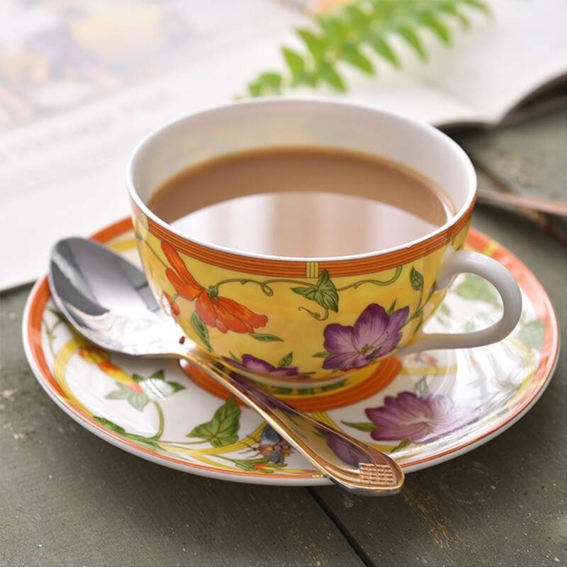 

1pc Flower Print Cup & Saucer, Yellow