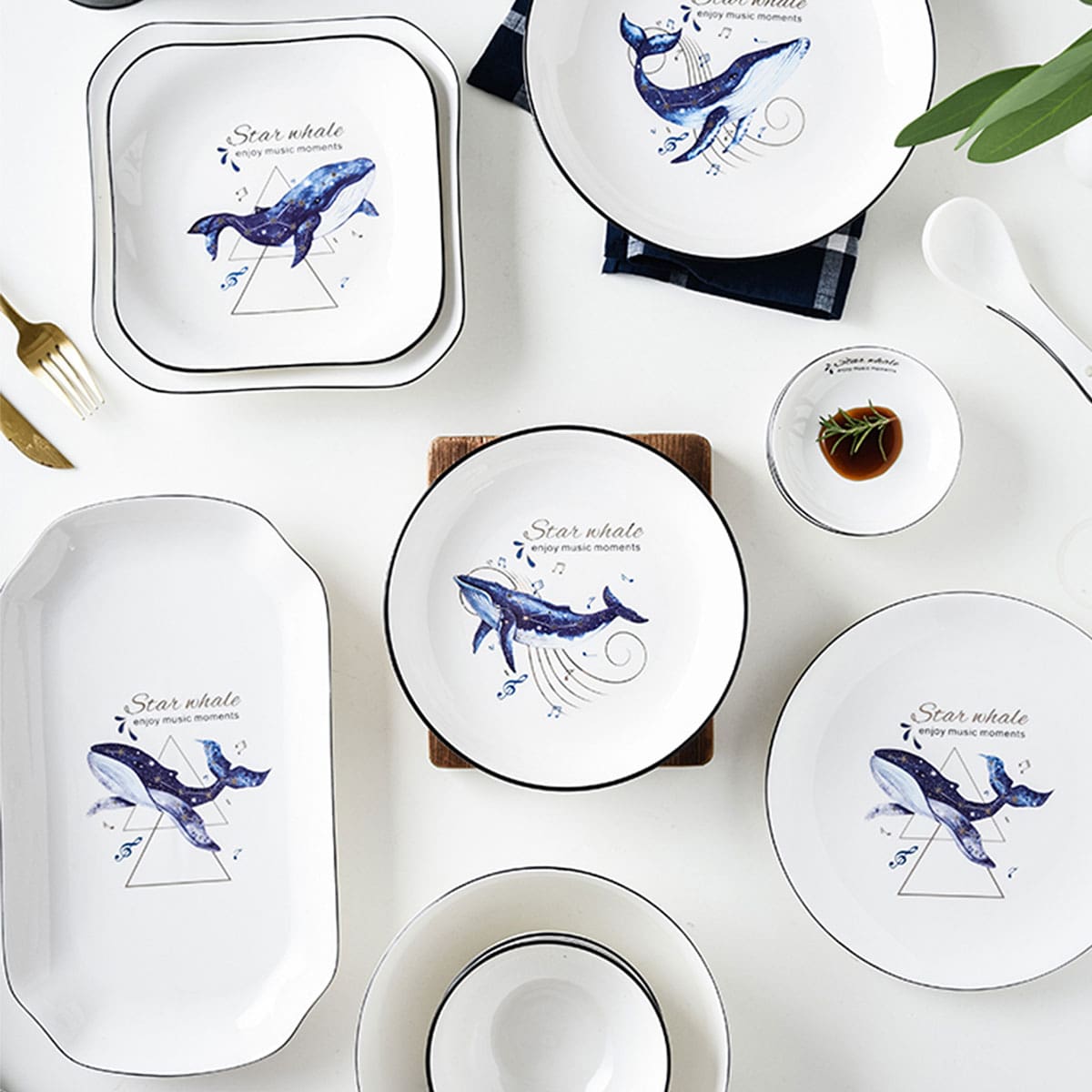 

1pc Whale Print Ceramic Plate, Multicolor