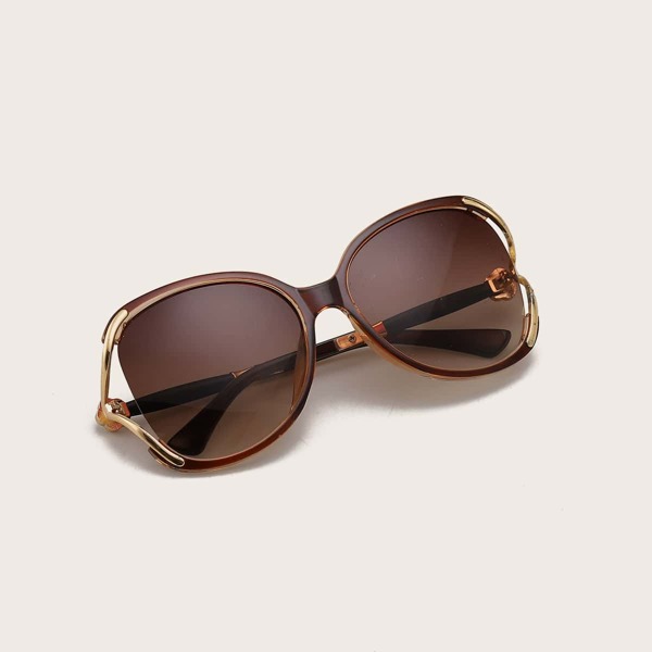 

Rhinestone Engraved Acrylic Frame Sunglasses, Brown