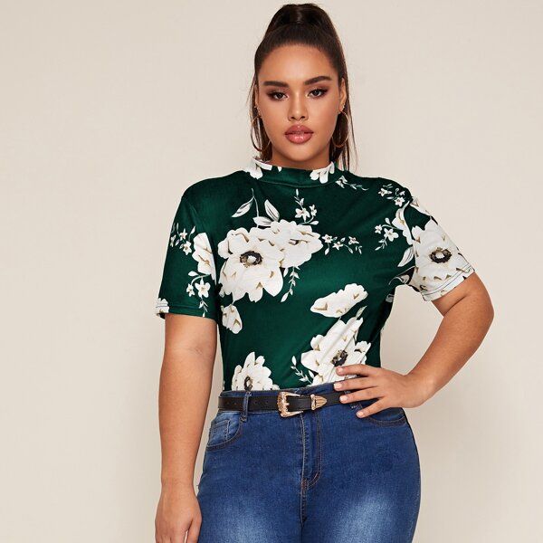 

Plus Mock Neck Floral Tee, Green