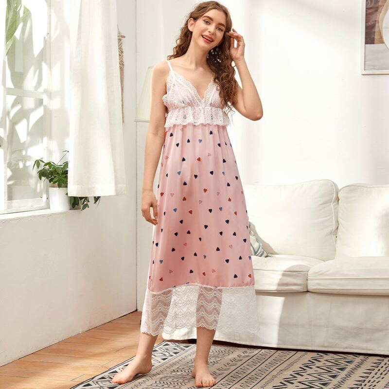 

Contrast Lace Heart Print Slip Dress, Pink