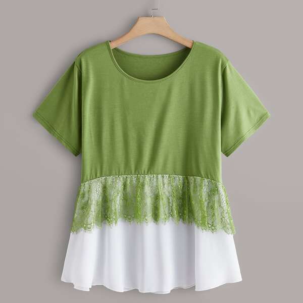 

Plus Contrast Lace Panel Hem Tee, Multicolor