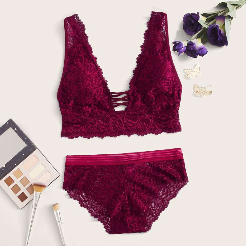 

Floral Lace Plunging Lingerie Set, Burgundy
