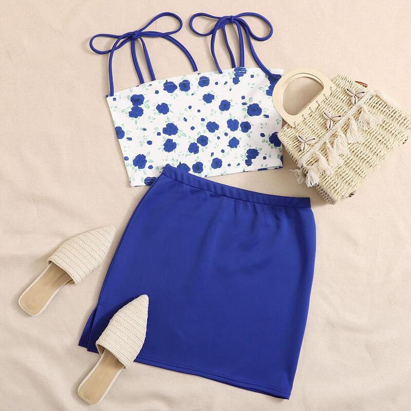 

Floral Crop Cami & Blue Skirt
