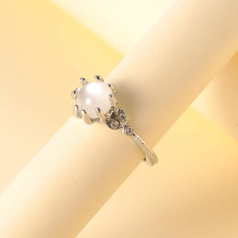 

Gemstone Engraved Ring, Silver