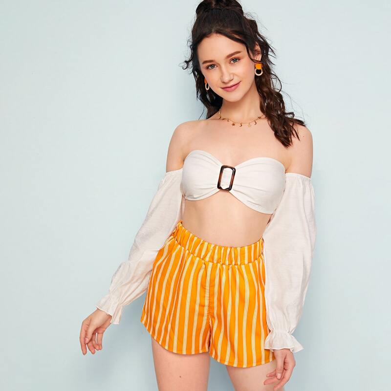 

Off Shoulder Buckle Detail Crop Top, White