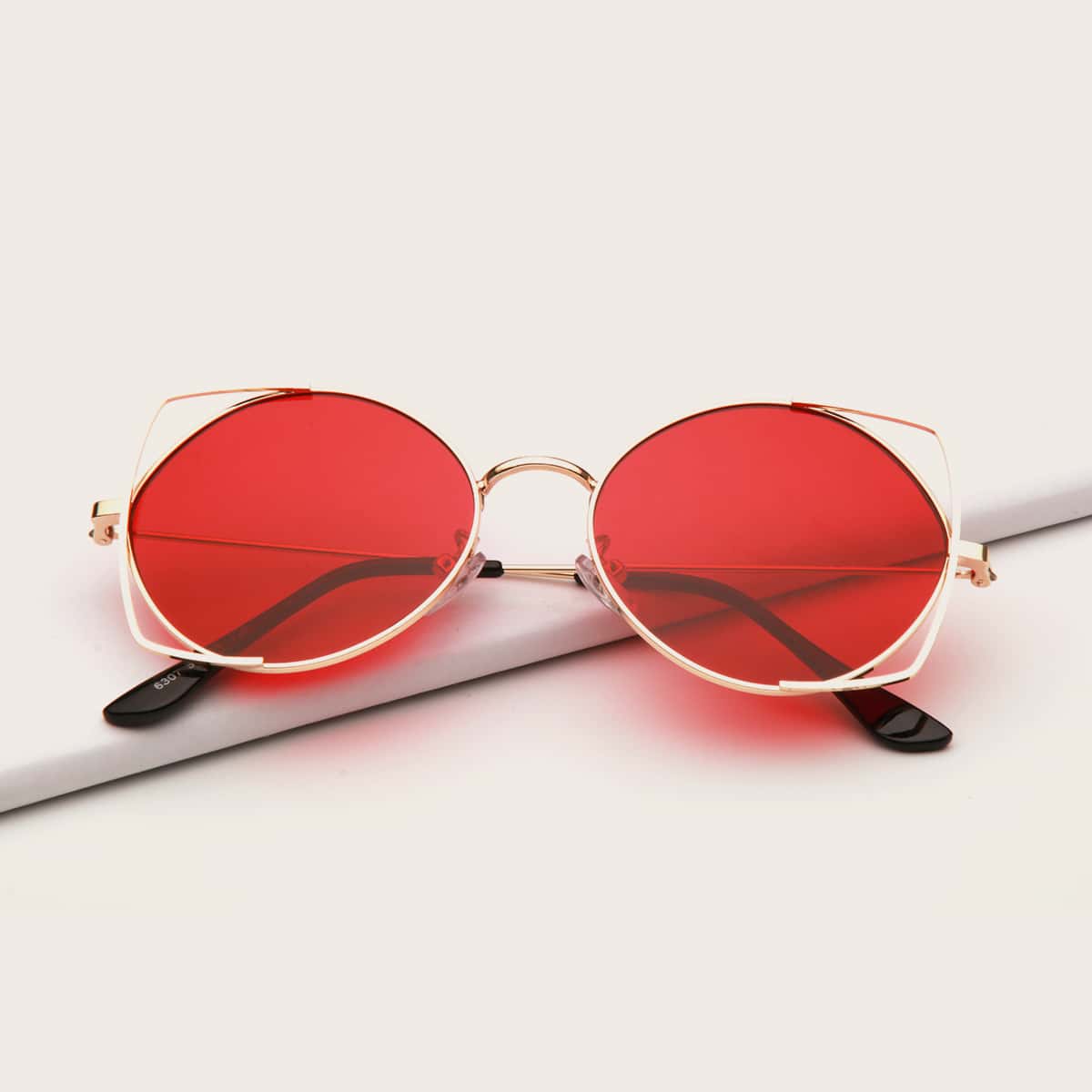 

Cat Eye Sunglasses, Red