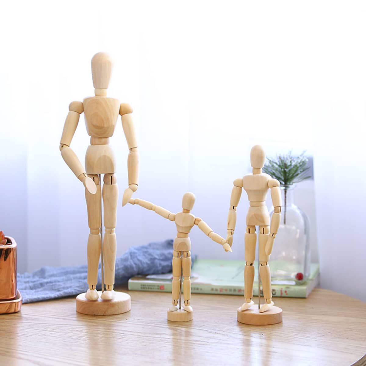 

1pc Wooden Figure Design Decorative Object, Yellow