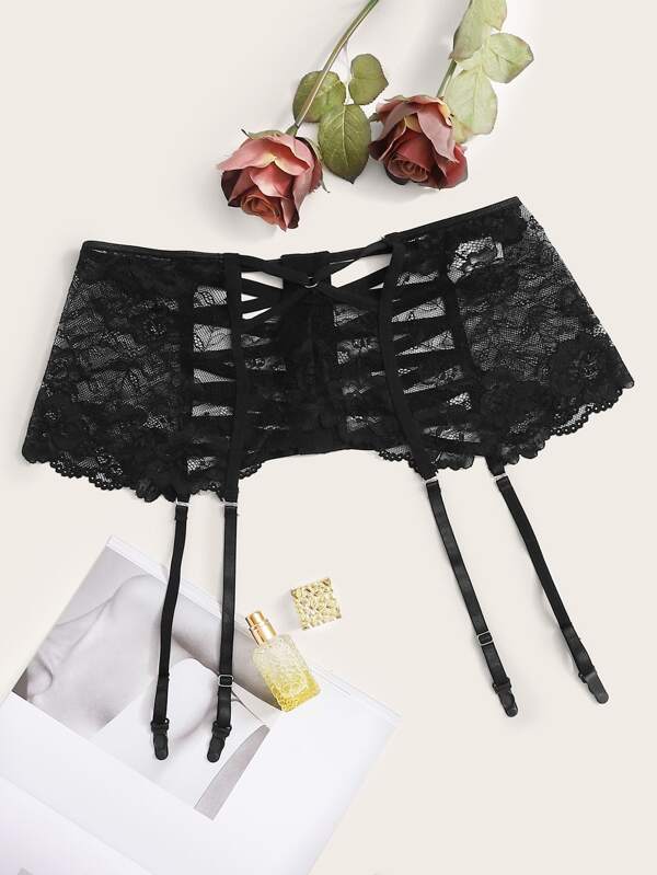 Plus Floral Lace Garter