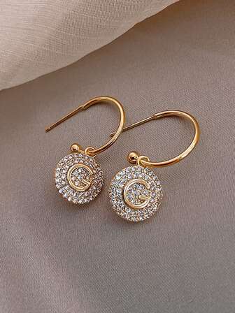 Pendientes con letras de strass