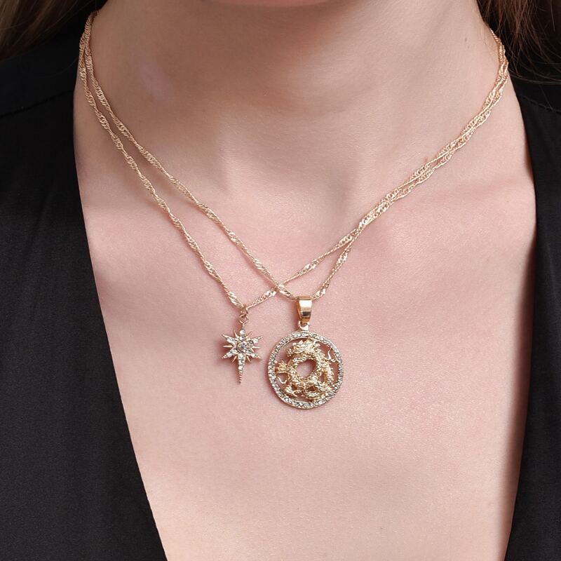 

2pcs Rhinestone Star Charm Necklace, Gold