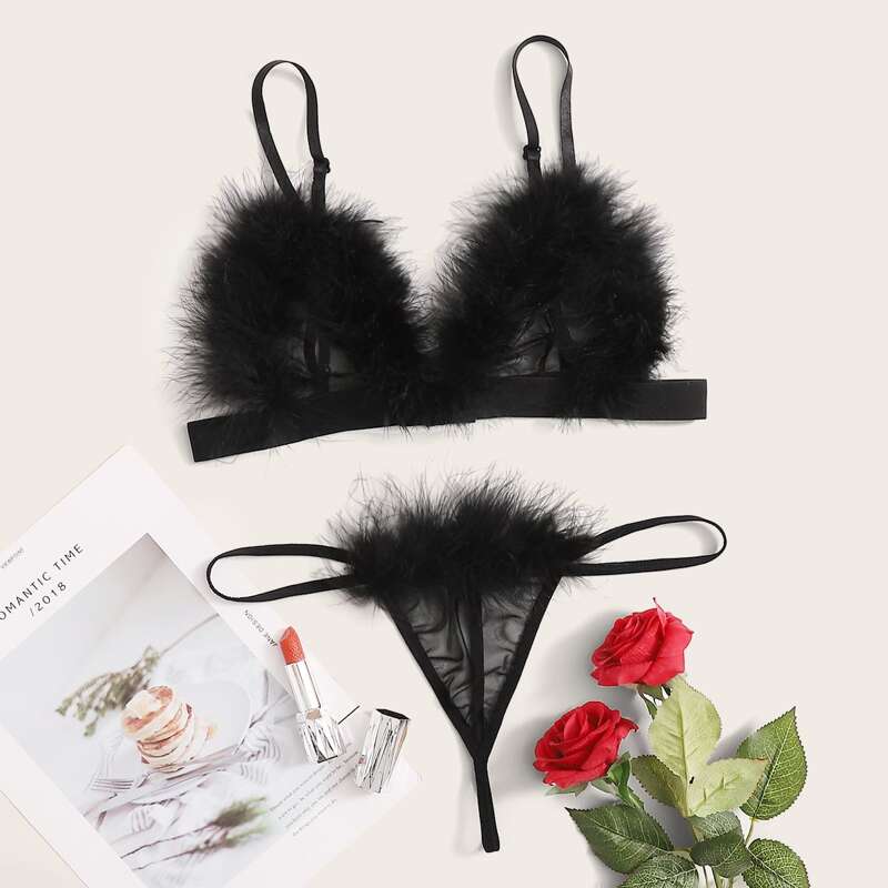 

Contrast Faux Fur Mesh Lingerie Set, Black