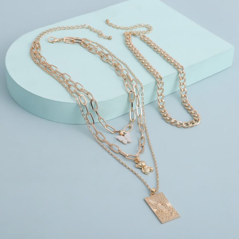 

2pcs Butterfly Bear Charm Necklace, Gold