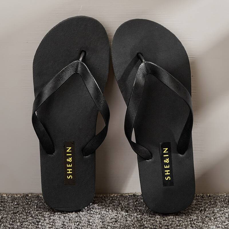 

Guys Minimalist Flip Flops, Black