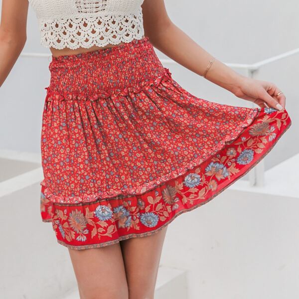 

Shirred Panel Layered Floral Skirt, Red