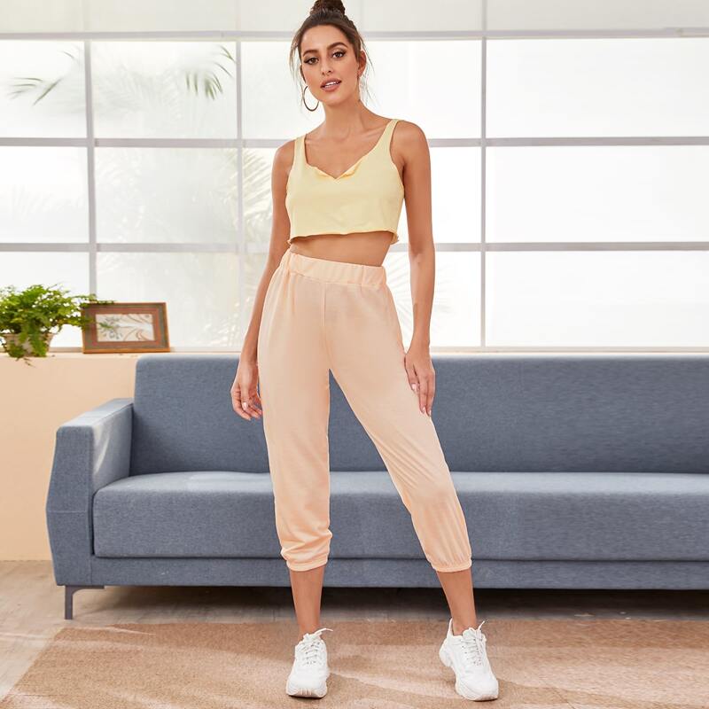 

Notch Neck Crop Tank Top & Capris Pants, Multicolor