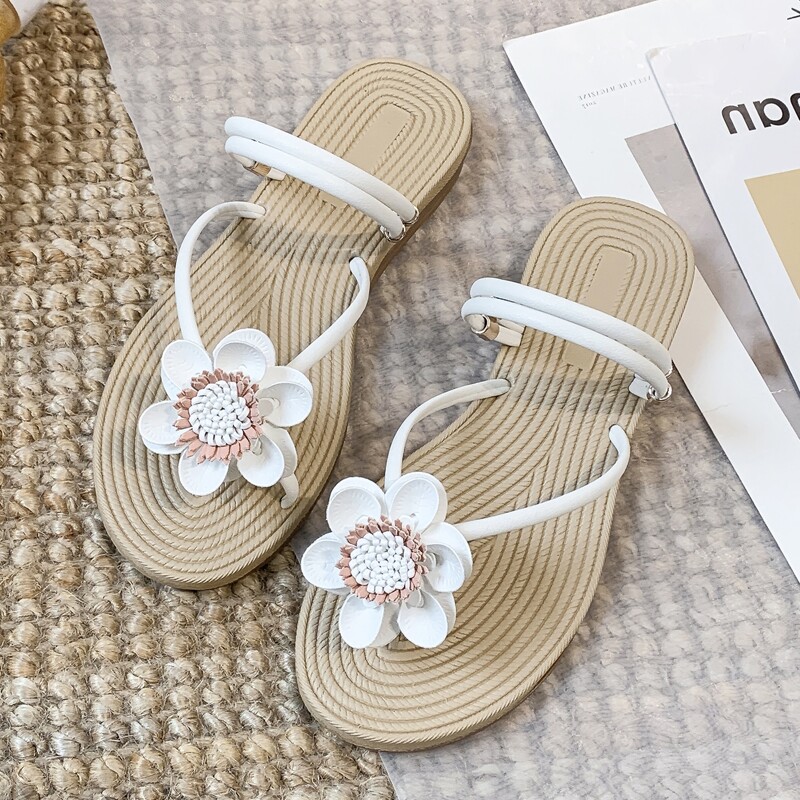 

Floral Toe Post Flat Sliders, White