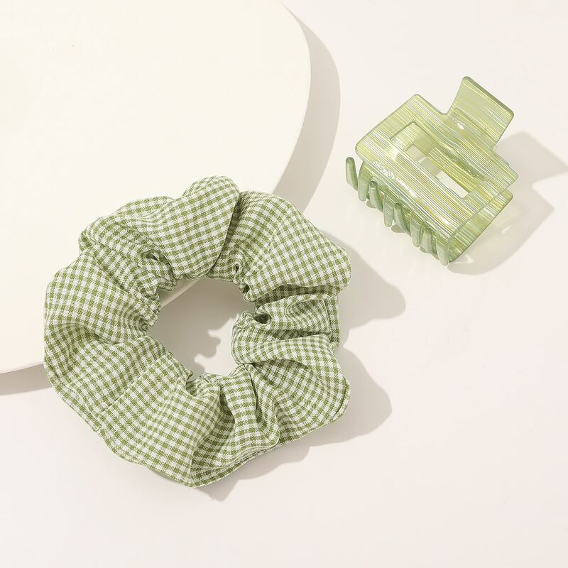 

2pcs Plaid Pattern Scrunchie & Hair Claw, Green