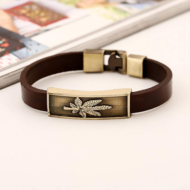 

Guys Leaf Pattern Bracelet, Brown