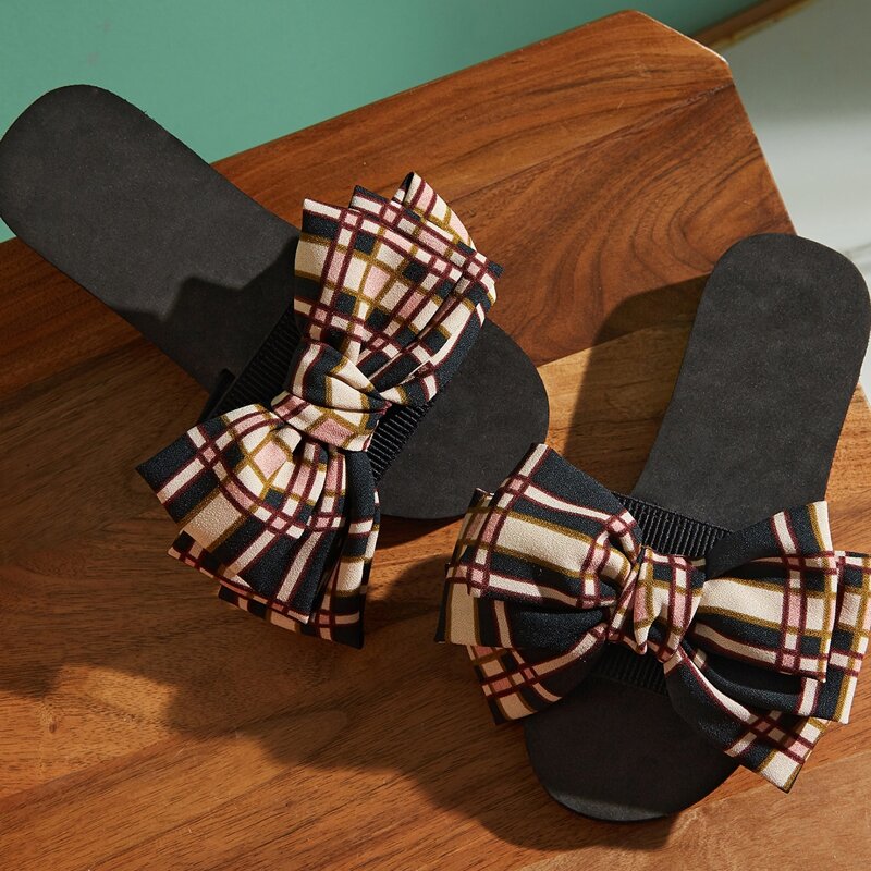 

Plaid Bow Decor Sliders, Multicolor
