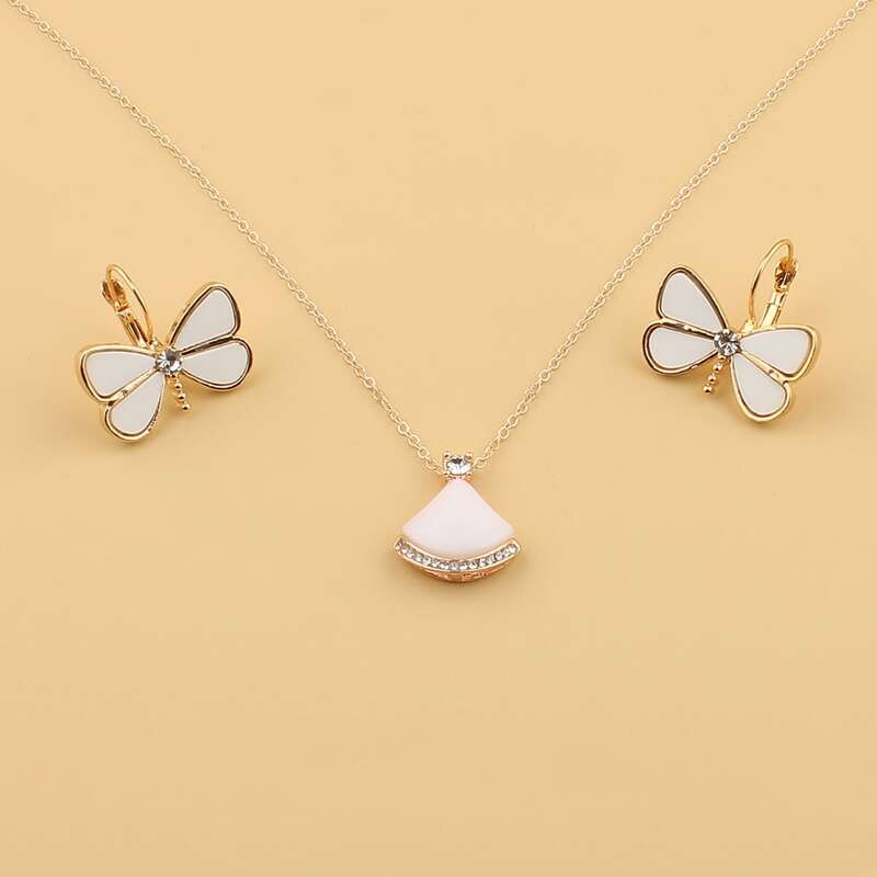 

1pair Butterfly Charm Earrings & 1pc Necklace