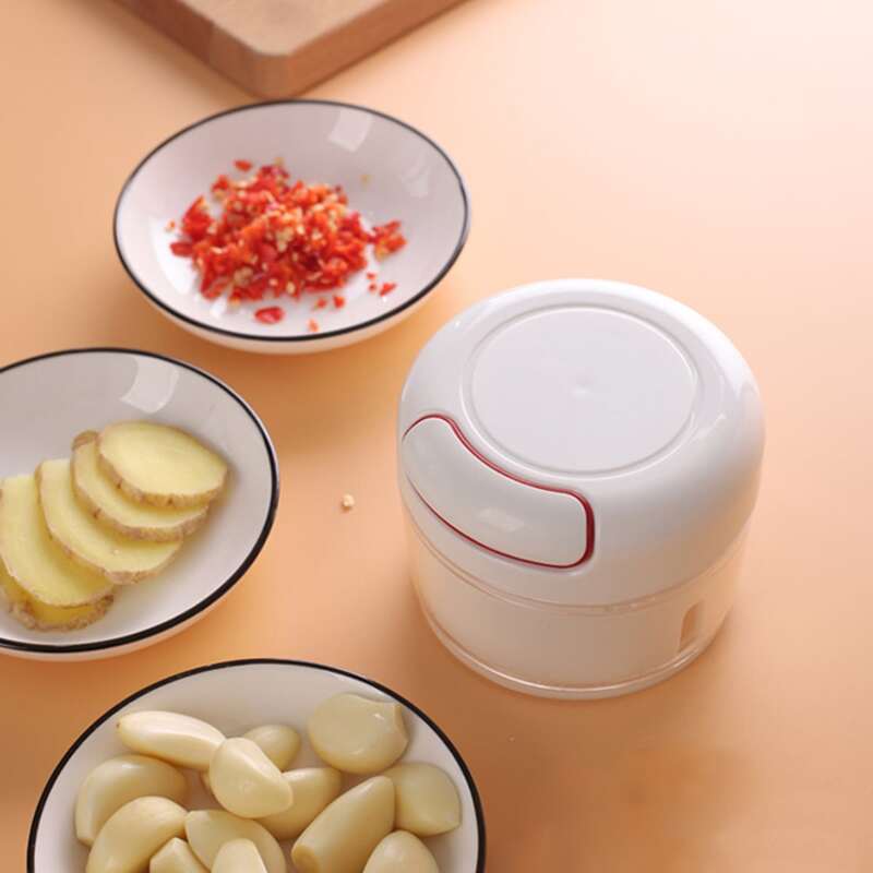 

1pc Plastic Manual Crusher, White