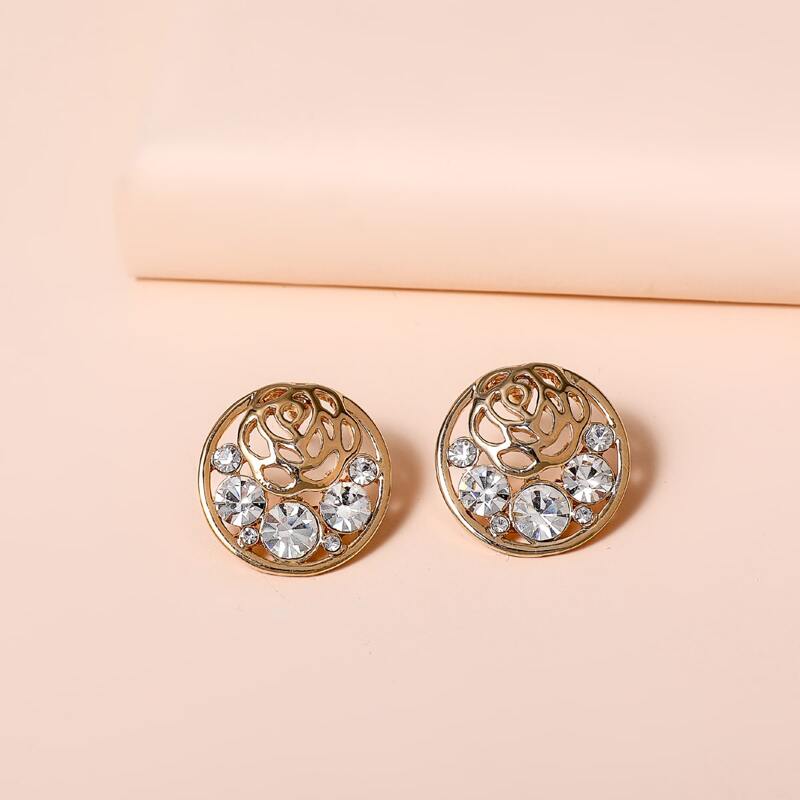 

Rhinestone Engraved Stud Earrings, Gold