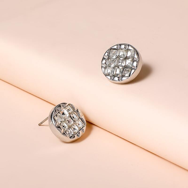

Rhinestone Engraved Stud Earrings, Silver