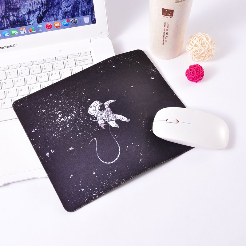 

Astronaut Print Mouse Pad, Black
