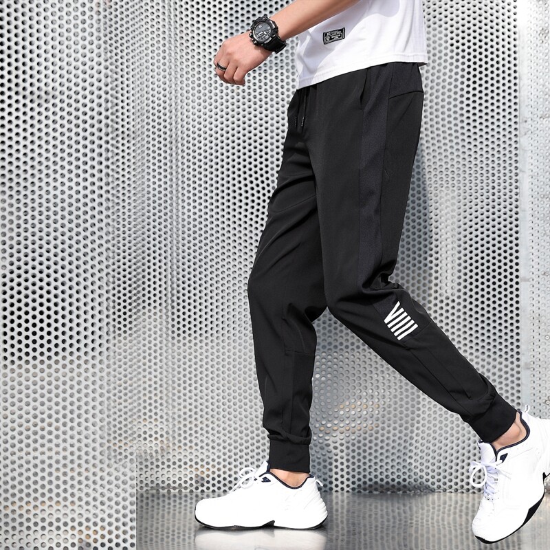 

Guys Striped Drawstring Waist Sweatpants, Black
