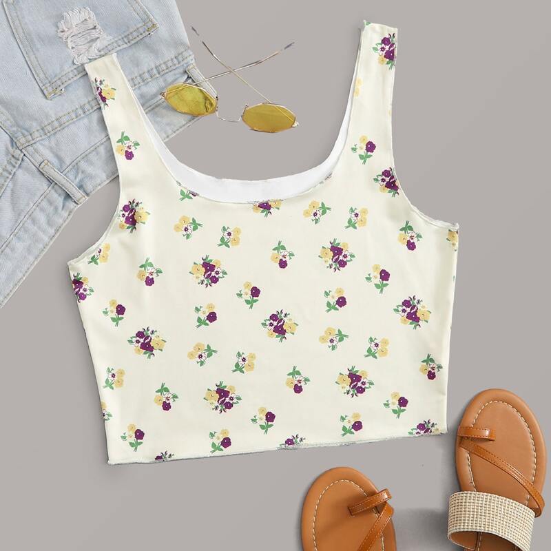

Floral Crop Tank, Multicolor