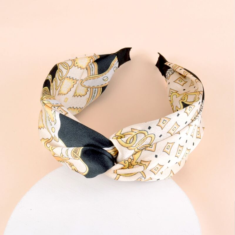 

Knot Decor Hair Hoop, White