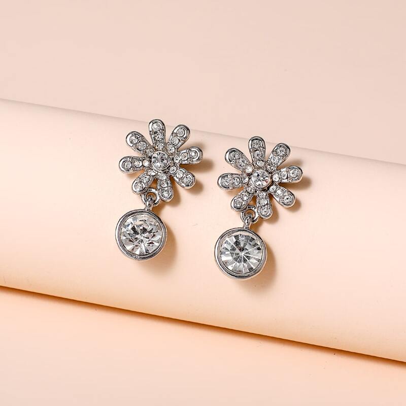 

Rhinestone Flower Earrings, Silver