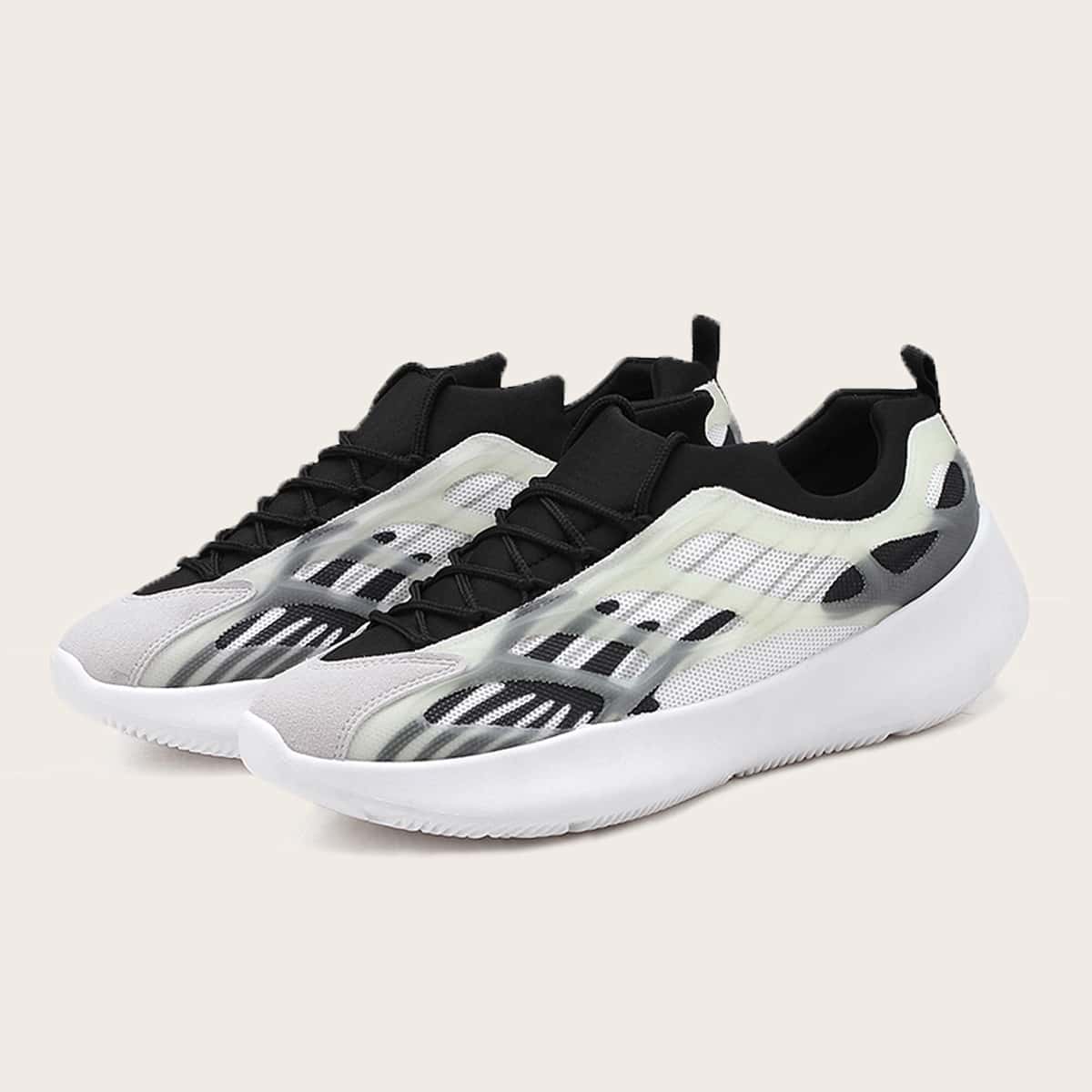 

Guys Lace-up Front Wide Fit Sneakers, Black and white