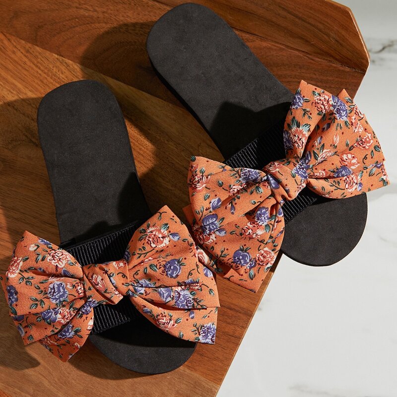 

Ditsy Floral Bow Decor Sliders, Orange