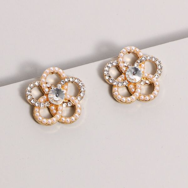 

Floral Stud Earrings, Gold